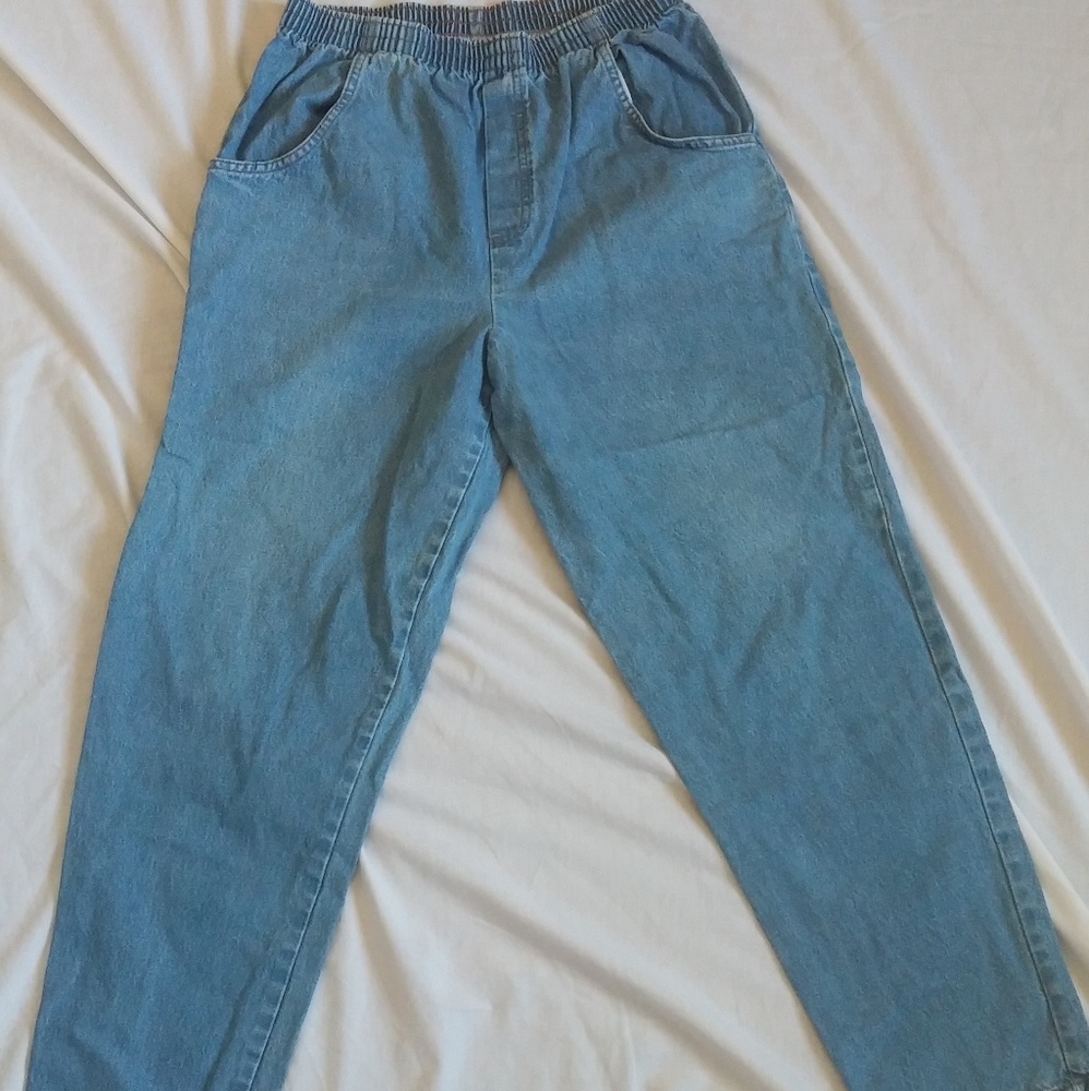 Vintage Cabin Creek high waist jeans.